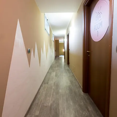 Hotel Alpen Pila *