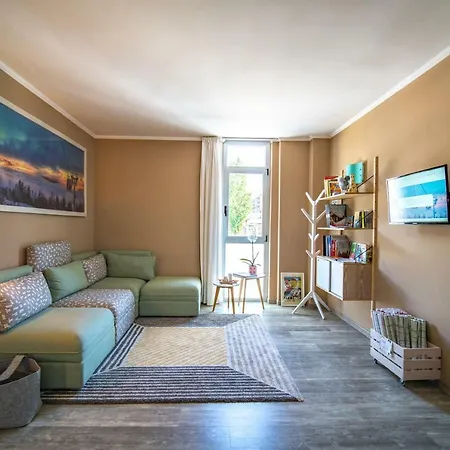 Alpen Pila Apartment *